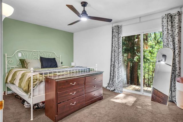 5242 Loch Leven Dr, Pollock Pines, CA 95726