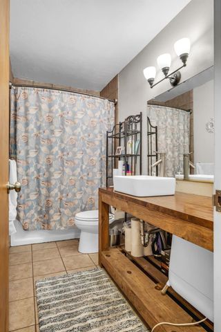 5242 Loch Leven Dr, Pollock Pines, CA 95726