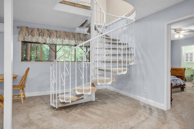 5242 Loch Leven Dr, Pollock Pines, CA 95726