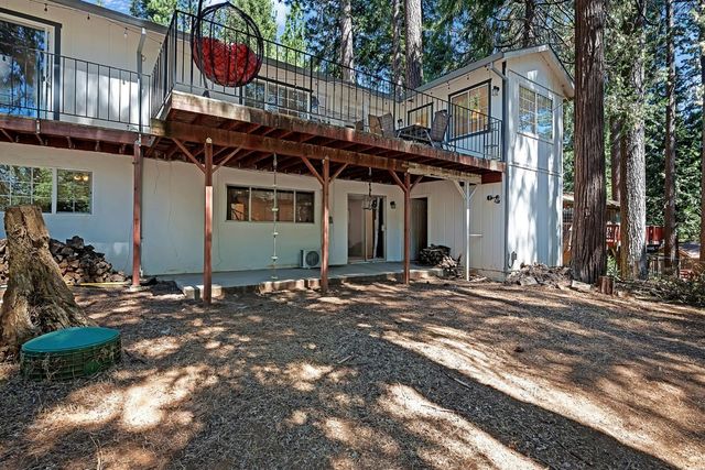 5242 Loch Leven Dr, Pollock Pines, CA 95726