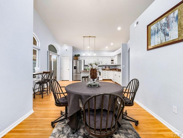 1044 Willowcrest Dr, Pueblo, CO 81005