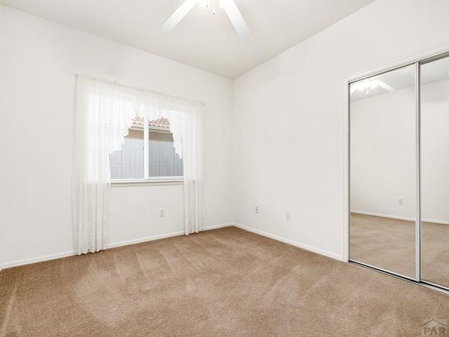 1044 Willowcrest Dr, Pueblo, CO 81005