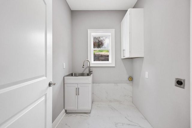 2673 Royal Oak Court, Acworth, GA 30102