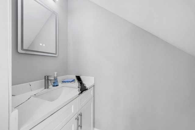 2673 Royal Oak Court, Acworth, GA 30102