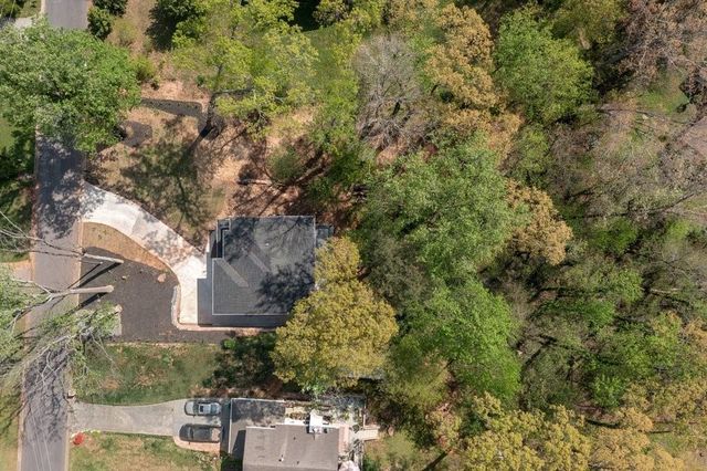 2673 Royal Oak Court, Acworth, GA 30102