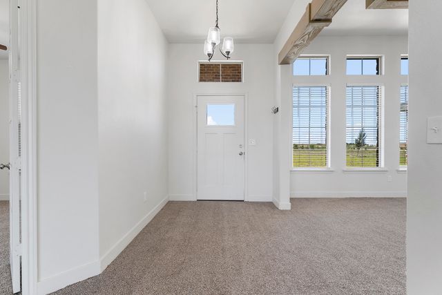 8910 N F M 1729, Idalou, TX 79329