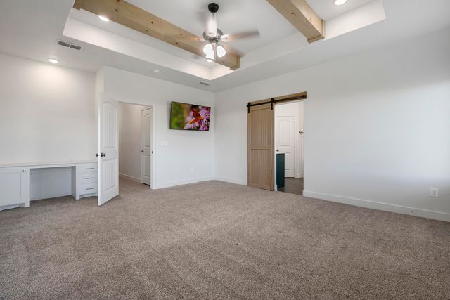 8910 N F M 1729, Idalou, TX 79329