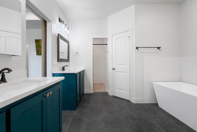 8910 N F M 1729, Idalou, TX 79329