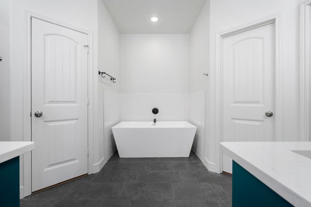 8910 N F M 1729, Idalou, TX 79329