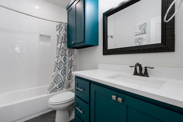 8910 N F M 1729, Idalou, TX 79329