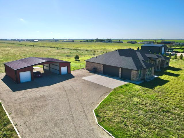 8910 N F M 1729, Idalou, TX 79329