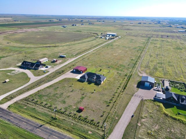 8910 N F M 1729, Idalou, TX 79329