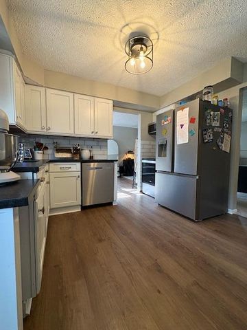 1020 Roundelay Road E, Reynoldsburg, OH 43068