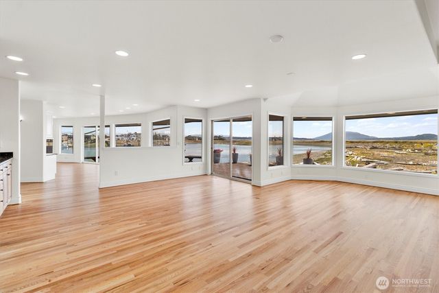 4072 Sucia Drive, Ferndale, WA 98248