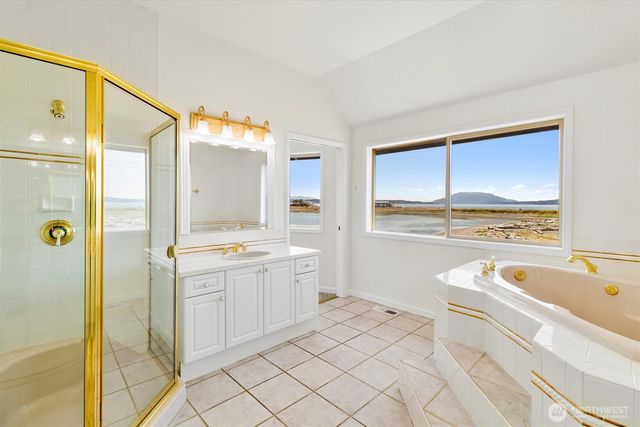 4072 Sucia Drive, Ferndale, WA 98248