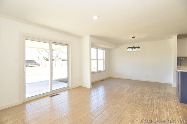 2419 Driftwood Drive, Claremore, OK 74017