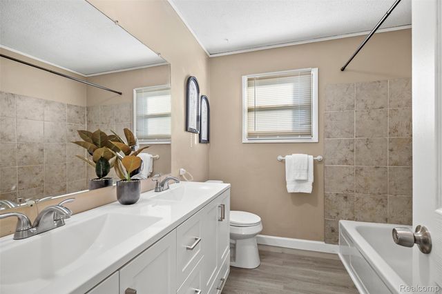 13339 Lake Point Boulevard, Van Buren Charter Township, MI 48111