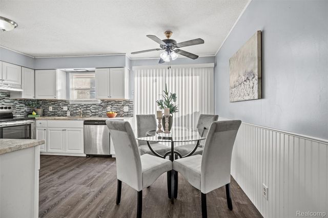 13339 Lake Point Boulevard, Van Buren Charter Township, MI 48111