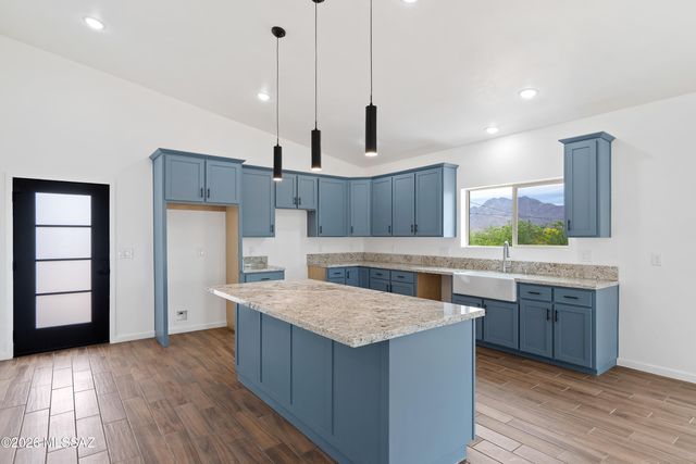 1229 Camino Gilberto, Rio Rico, AZ 85648