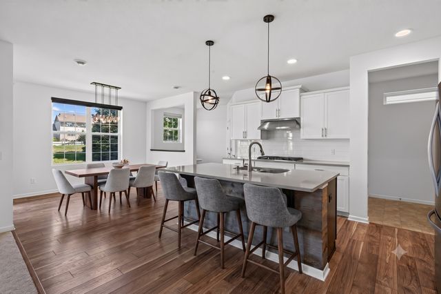 15637 Eddy Creek Way, Apple Valley, MN 55124