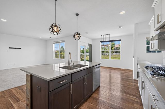 15637 Eddy Creek Way, Apple Valley, MN 55124