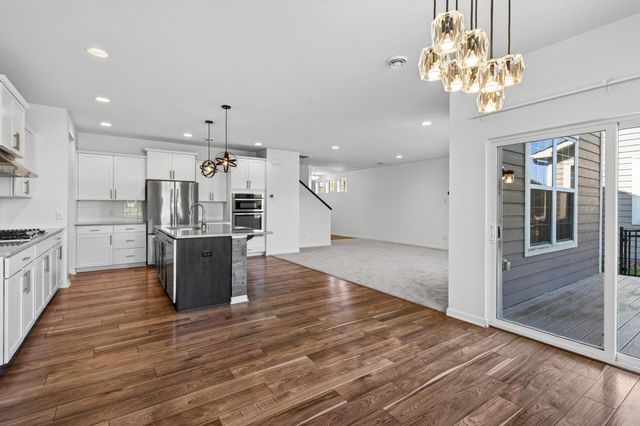 15637 Eddy Creek Way, Apple Valley, MN 55124