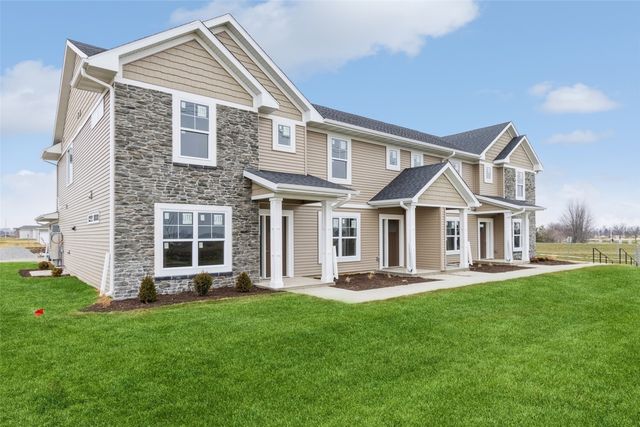 7021 Harlan Eddy Drive SW, Cedar Rapids, IA 52404