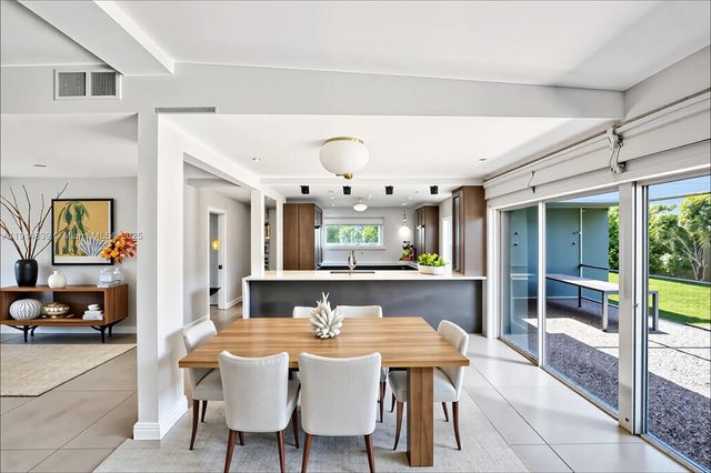 1940 NE 185th Ter, North Miami Beach, FL 33179