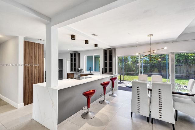 1940 NE 185th Ter, North Miami Beach, FL 33179