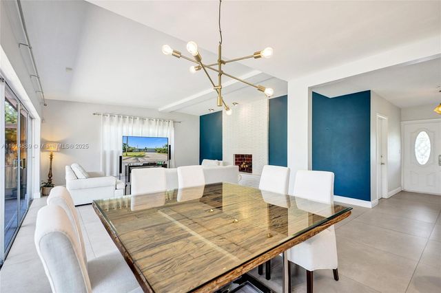 1940 NE 185th Ter, North Miami Beach, FL 33179