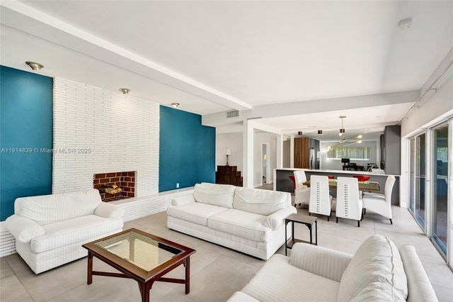 1940 NE 185th Ter, North Miami Beach, FL 33179