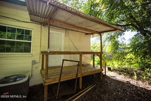 1794 ROGERO Road B, Jacksonville, FL 32211