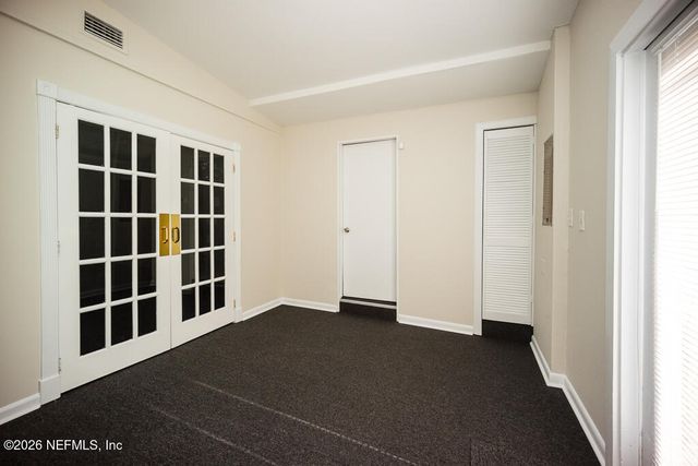 1794 ROGERO Road B, Jacksonville, FL 32211