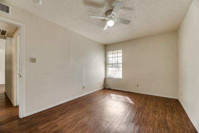 106 E Cedar Street 12, Arlington, TX 76011