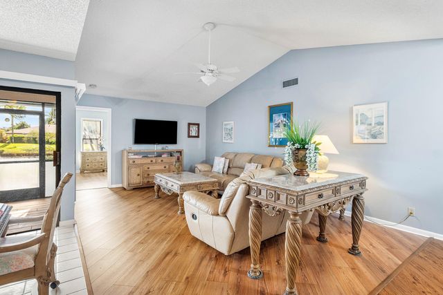 6166 Brandon Street, Palm Beach Gardens, FL 33418