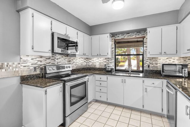 6166 Brandon Street, Palm Beach Gardens, FL 33418