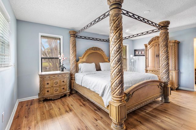 6166 Brandon Street, Palm Beach Gardens, FL 33418