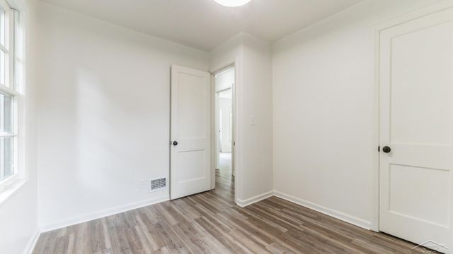 1602 W Mount Hope Avenue, Lansing, MI 48910