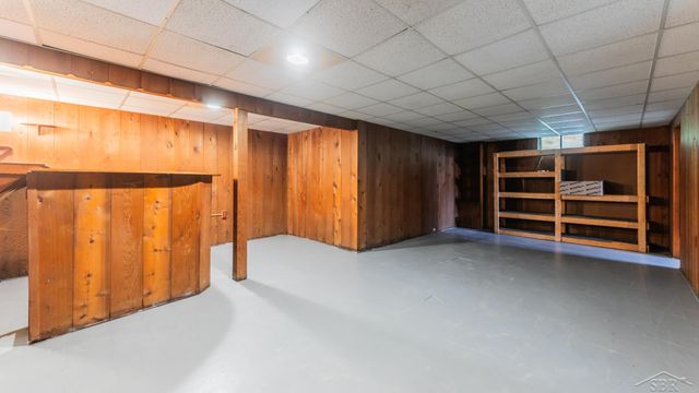 1602 W Mount Hope Avenue, Lansing, MI 48910