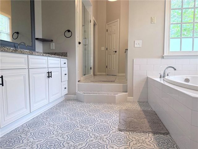 1060 Crabapple Trace, Alpharetta, GA 30004