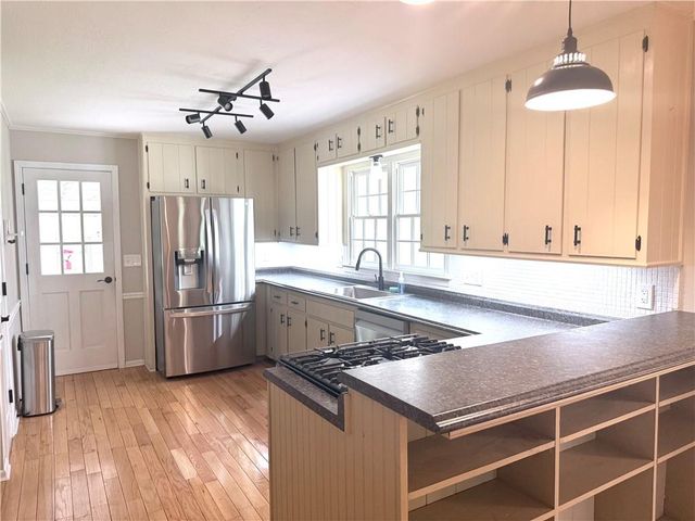 1060 Crabapple Trace, Alpharetta, GA 30004
