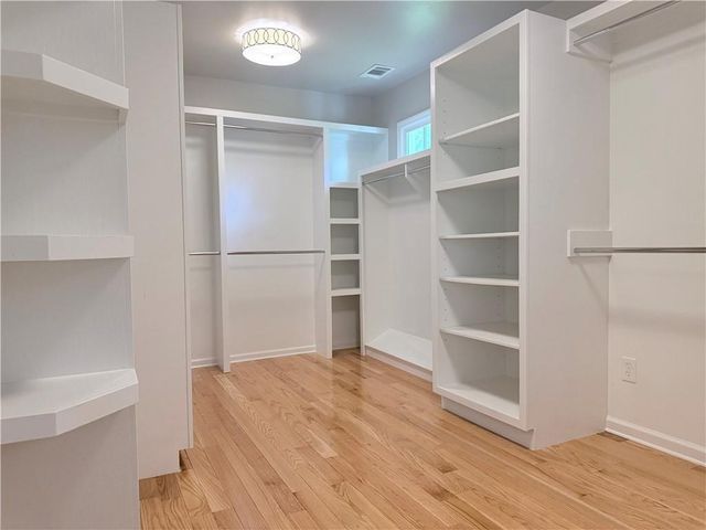 1060 Crabapple Trace, Alpharetta, GA 30004