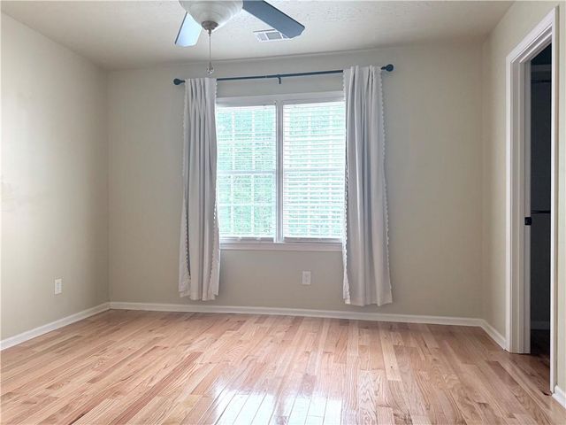 1060 Crabapple Trace, Alpharetta, GA 30004