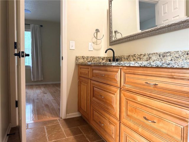 1060 Crabapple Trace, Alpharetta, GA 30004