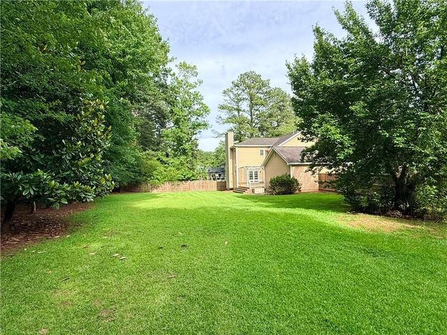 1060 Crabapple Trace, Alpharetta, GA 30004