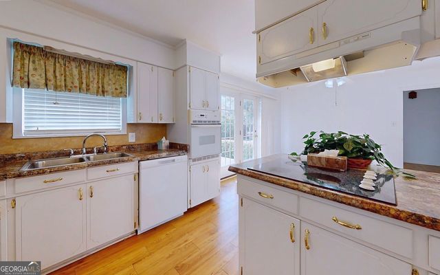 104 Azalea Lane, Reidsville, GA 30453