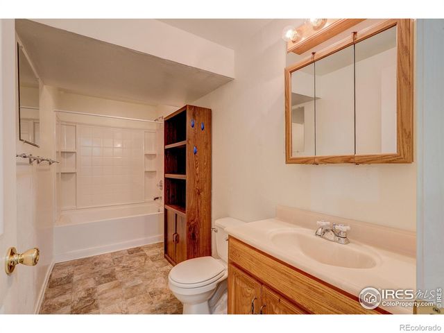 619 E 19th St Dr, Greeley, CO 80631