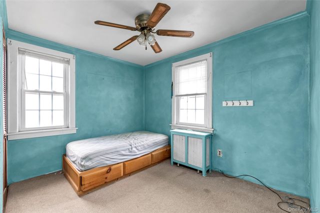 30 Putnam Avenue, Lynbrook, NY 11563