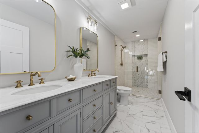 1640 Simpson Dr, Clarksville, TN 37043