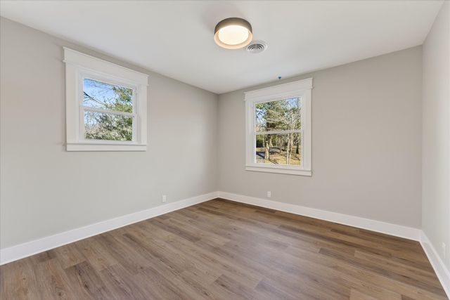 1640 Simpson Dr, Clarksville, TN 37043